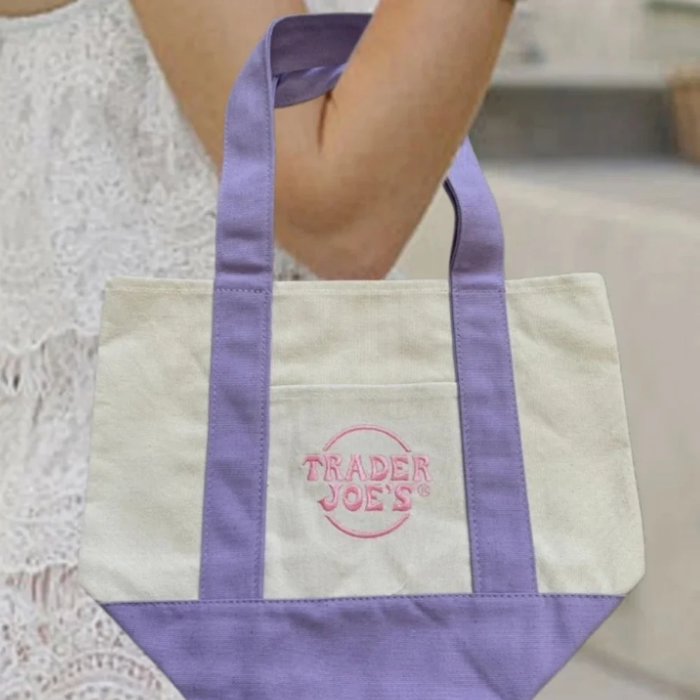 Trader Joe's Canvas Tote Exclusive Viral Limited Edition NWT - Picture 1 of 2